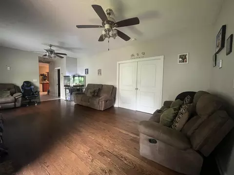 1131 S Nelson Ave, Kankakee, IL 60901 photo 2