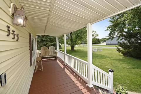 Exterior - 335 Dodge St, Cisco, IL 61830 photo 5 of 23
