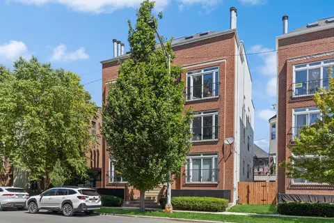1730 W Diversey Pkwy #2E, Chicago, IL 60614