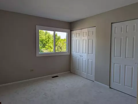 442 Irvine Ct, Wheeling, IL 60090 photo 25