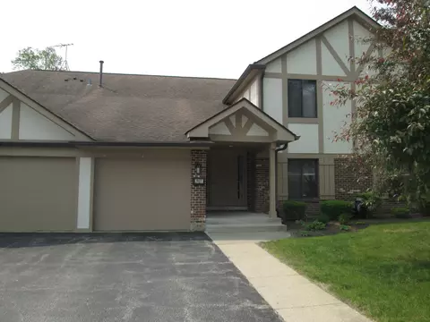 917 Knottingham Ln #1B, Schaumburg, IL 60193