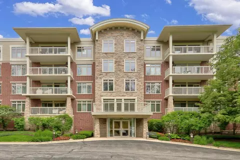 425 Benjamin Dr #309, Vernon Hills, IL 60061
