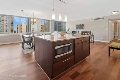 Kitchen - 1 E Schiller St #10B, Chicago, IL 60610 photo 1 of 4