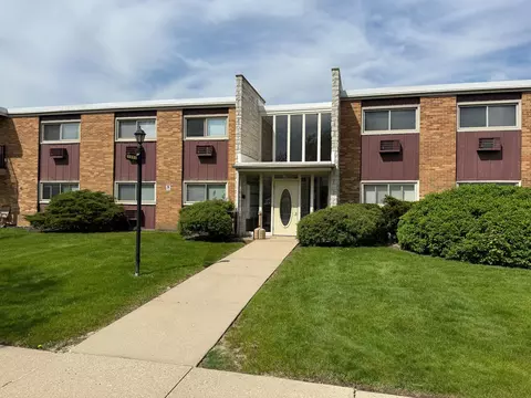 120 Collen Dr #219, Lombard, IL 60148