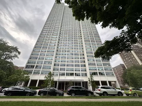 1700 E 56th St #1706, Chicago, IL 60637