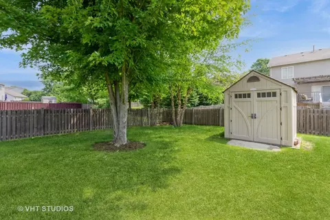 604 Keller St, Plano, IL 60545 photo 5