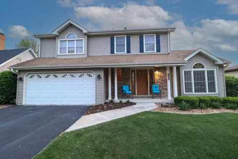 523 Jaquays St, Lockport, IL 60441