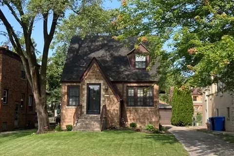 10752 S Washtenaw Ave, Chicago, IL 60655