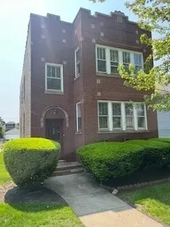 4979 N Kolmar Ave, Chicago, IL 60630