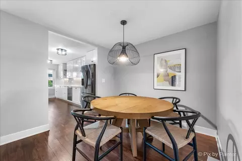 Dining - 2800 Northampton Dr #A2, Rolling Meadows, IL 60008 photo 2 of 2