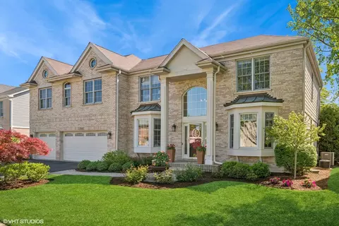 1301 Callen Ln, Des Plaines, IL 60016
