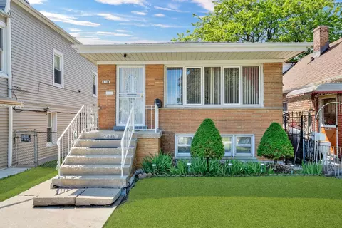 5438 S Hamlin Ave, Chicago, IL 60632