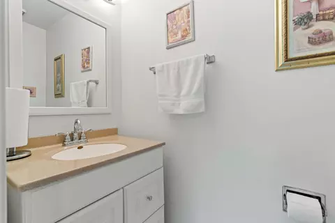 Bath - 1239 Spring Creek Rd, Elgin, IL 60120 photo 1 of 4