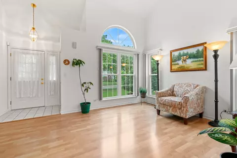 Entry Way - 1239 Spring Creek Rd, Elgin, IL 60120 photo 1 of 2