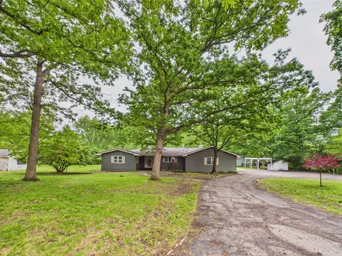 2208 Fiesta Dr, Joliet, IL 60432