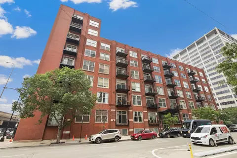420 S Clinton St #102A, Chicago, IL 60607