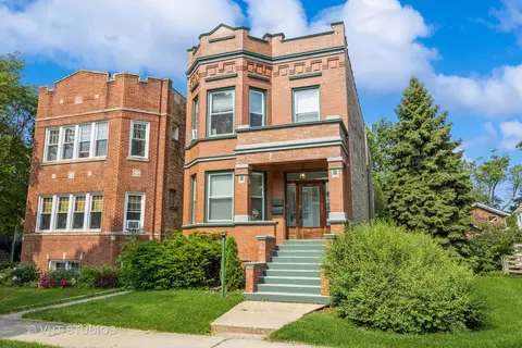 945 Elgin Ave, Forest Park, IL 60130