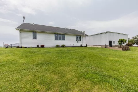 3980 E 4th Rd, Mendota, IL 61342 photo 38