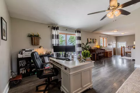 3980 E 4th Rd, Mendota, IL 61342 photo 16
