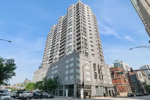 600 N Dearborn St #605, Chicago, IL 60654