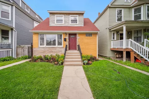 4114 W Cornelia Ave, Chicago, IL 60641