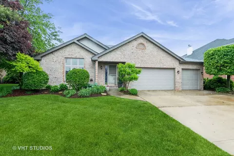 13103 W Beaver Lake Dr, Homer Glen, IL 60491