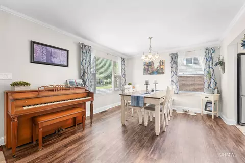 735 S Spring Rd, Elmhurst, IL 60126 photo 5