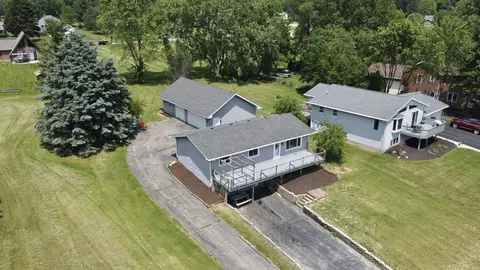 961 Breckenboro Rd, Davis, IL 61019