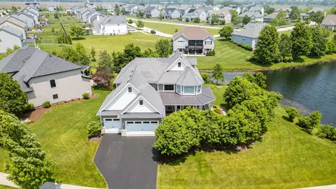 12433 Dublin Ln, Plainfield, IL 60585