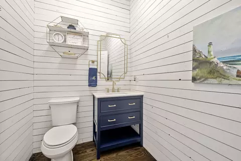 Bath - 12433 Dublin Ln, Plainfield, IL 60585 photo 1 of 5