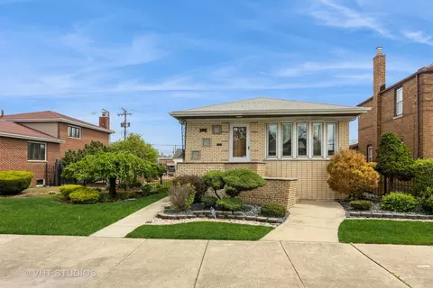 5341 S Austin Ave, Chicago, IL 60638