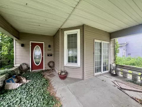 Exterior - 508 Alexander St, Paris, IL 61944 photo 2 of 4