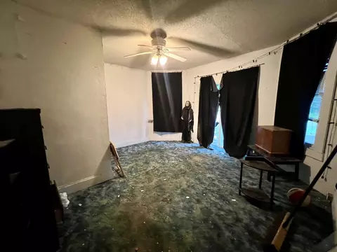 Bedroom - 508 Alexander St, Paris, IL 61944 photo 1 of 8