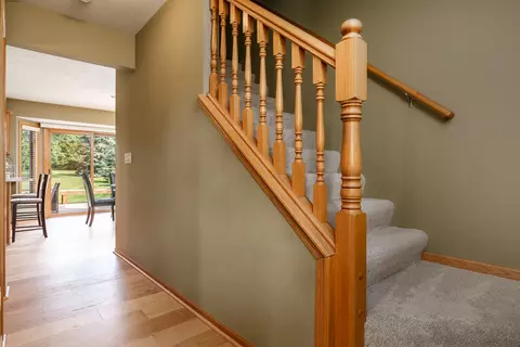 Entry Way - 5804 Targee Trl, Roscoe, IL 61073 photo 2 of 2