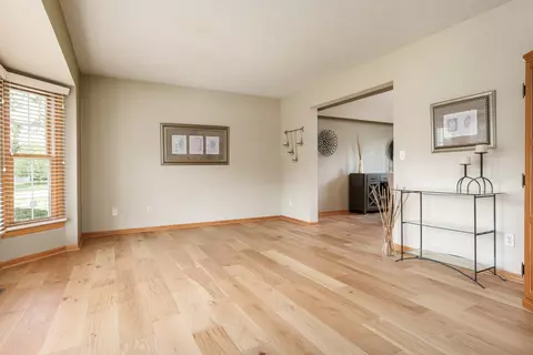 Living - 5804 Targee Trl, Roscoe, IL 61073 photo 1 of 4
