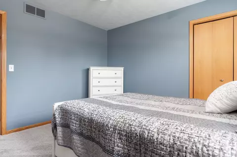 Bedroom - 5804 Targee Trl, Roscoe, IL 61073 photo 4 of 9