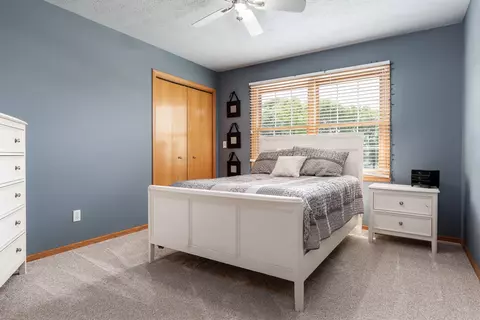 Bedroom - 5804 Targee Trl, Roscoe, IL 61073 photo 3 of 9