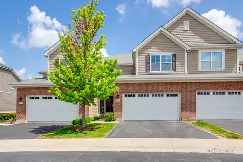 769 N Winchester Dr, Palatine, IL 60067