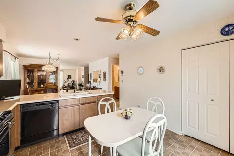 1232 Sumac Trl, Hoffman Estates, IL 60192 photo 8