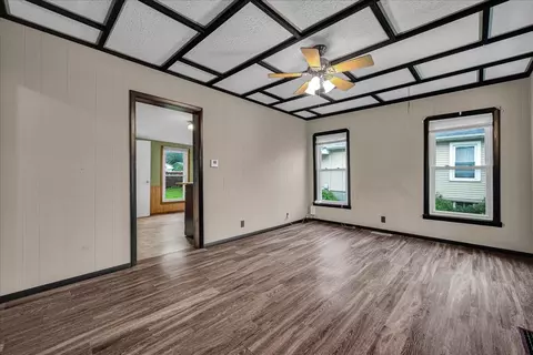 Living - 913 N Mason St, Bloomington, IL 61701 photo 1 of 2