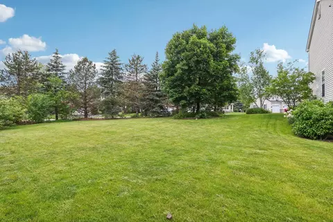 263 Thrush Cir, Lindenhurst, IL 60046 photo 54
