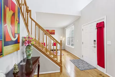 263 Thrush Cir, Lindenhurst, IL 60046 photo 5