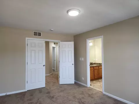 Bedroom - 2317 Scott Ln, Aurora, IL 60502 photo 2 of 4
