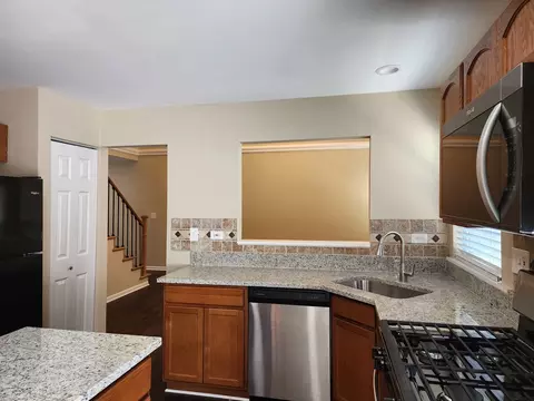 Kitchen - 2317 Scott Ln, Aurora, IL 60502 photo 1 of 4