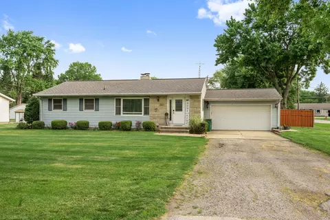 363 Richards St, Seneca, IL 61360