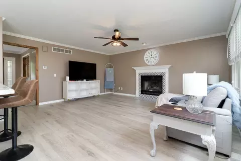 11 Rounds Rd, Bloomington, IL 61704 photo 9