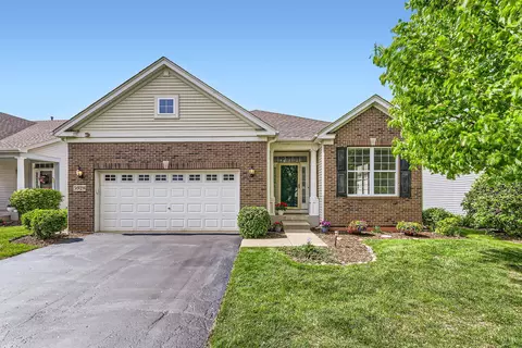 5928 Leeds Rd, Hoffman Estates, IL 60192