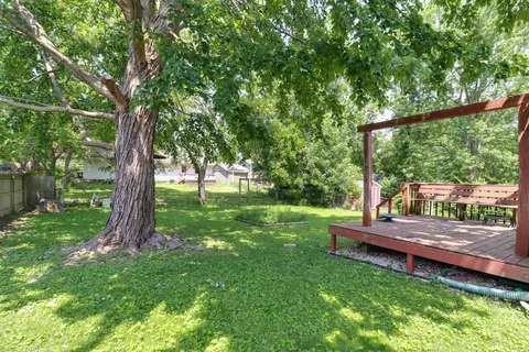 Exterior - 301 Columbia Dr, Normal, IL 61761 photo 9 of 10