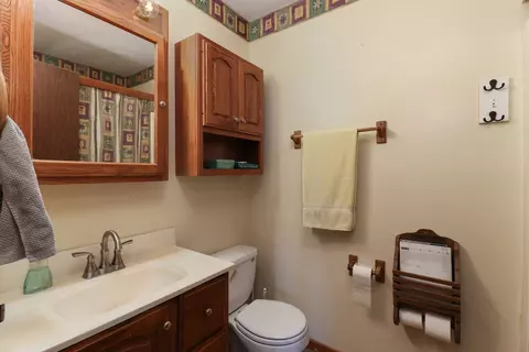 Bath - 301 Columbia Dr, Normal, IL 61761 photo 1 of 2