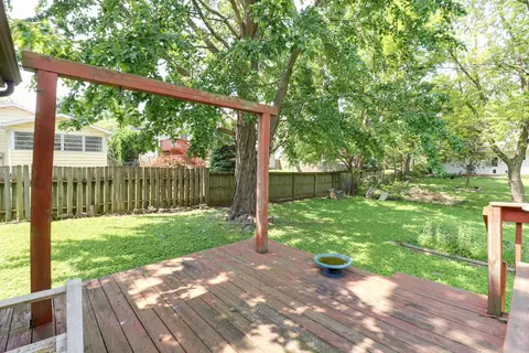 Exterior - 301 Columbia Dr, Normal, IL 61761 photo 4 of 10